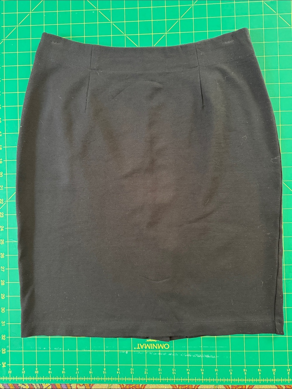 Eileen Fisher Black Stretch Ponte Pencil Skirt, Petite M, great condition